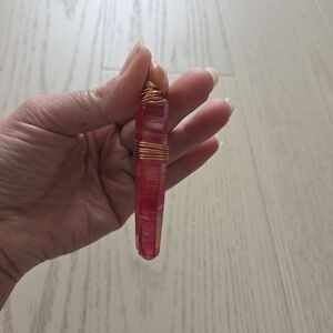 Elegant Red Crystal Pendant Necklace